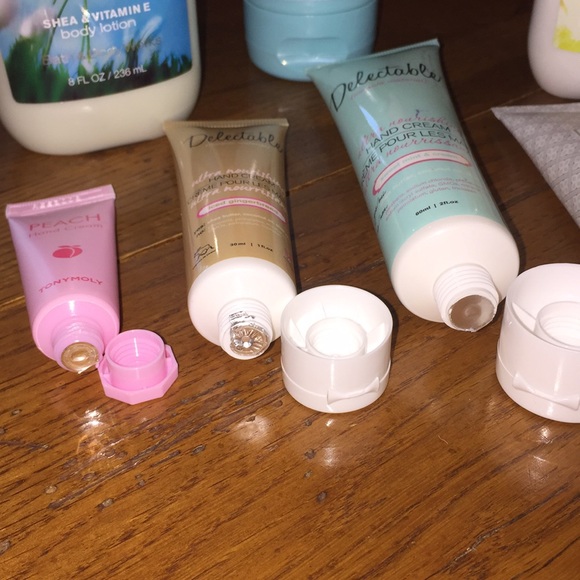 OFFER! BRAND NEW UNOPENED SEALED LOTION SHOWER GEL - Picture 4 of 7